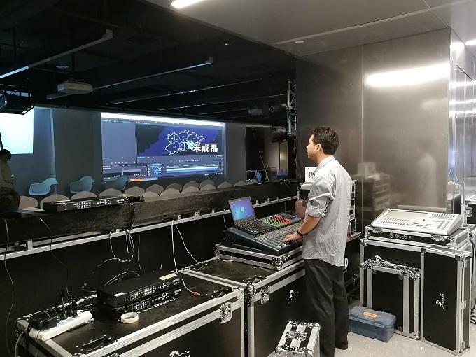 ��ʽ�����豸